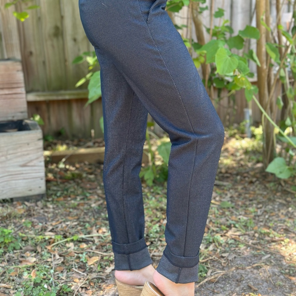 Liverpool Straight Leg Pants - Dark Gray